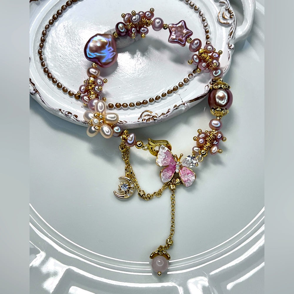 Handmade Freshwater Edison Heart ❤️ Star ⭐️ Butterfly 🦋 Pearl Flower 🌺 Bracelet - Picture 3 of 3